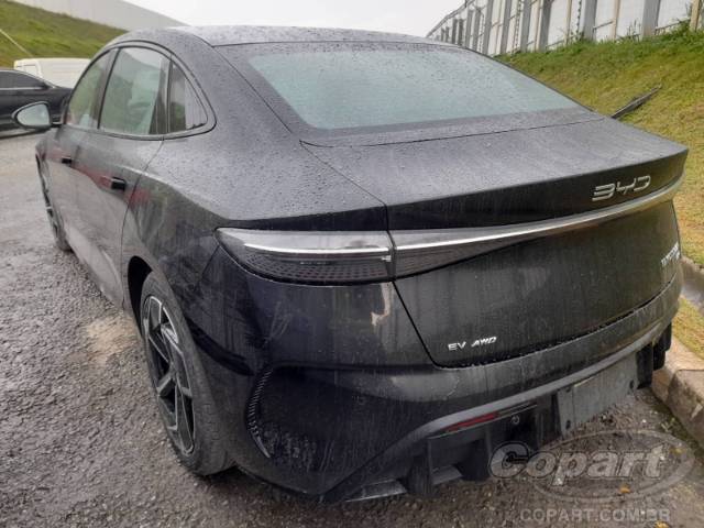 2024 BYD SEAL 