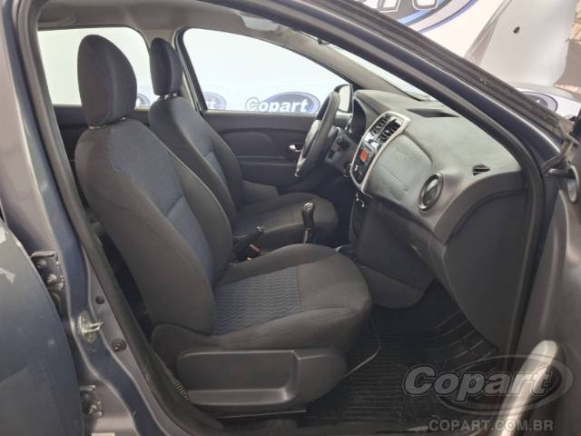 2015 RENAULT SANDERO 