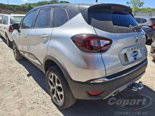 2023 RENAULT CAPTUR 