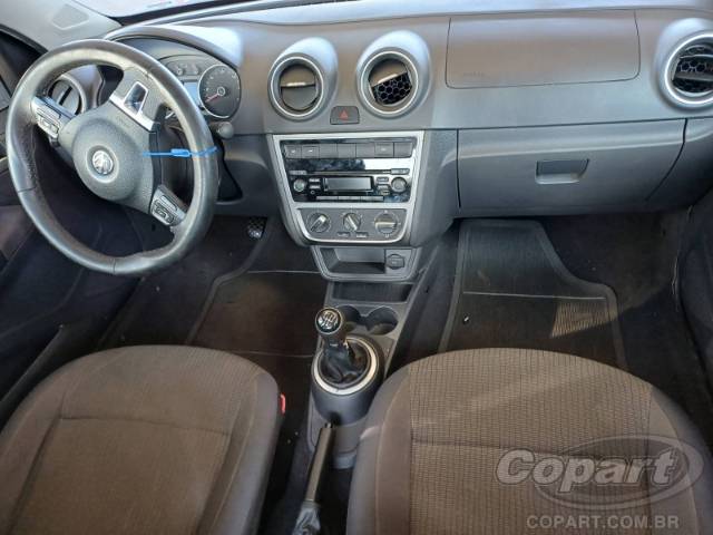 2014 VOLKSWAGEN VOYAGE 