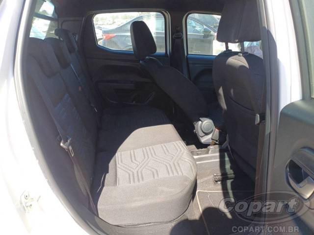 2025 FIAT STRADA CD 