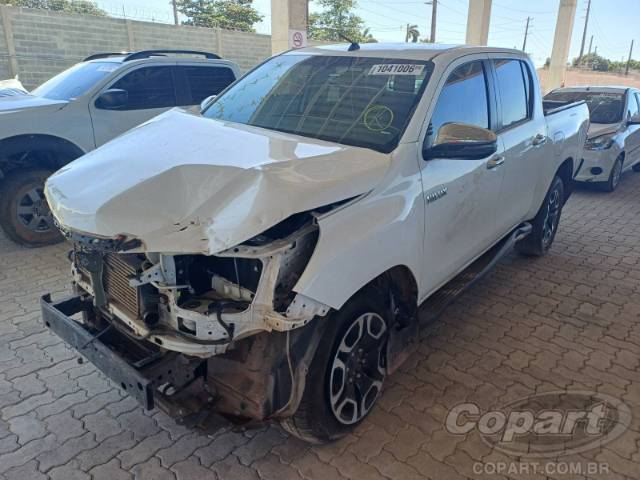 2024 TOYOTA HILUX CD 