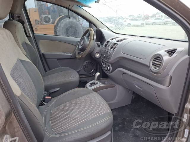 2016 FIAT GRAND SIENA 