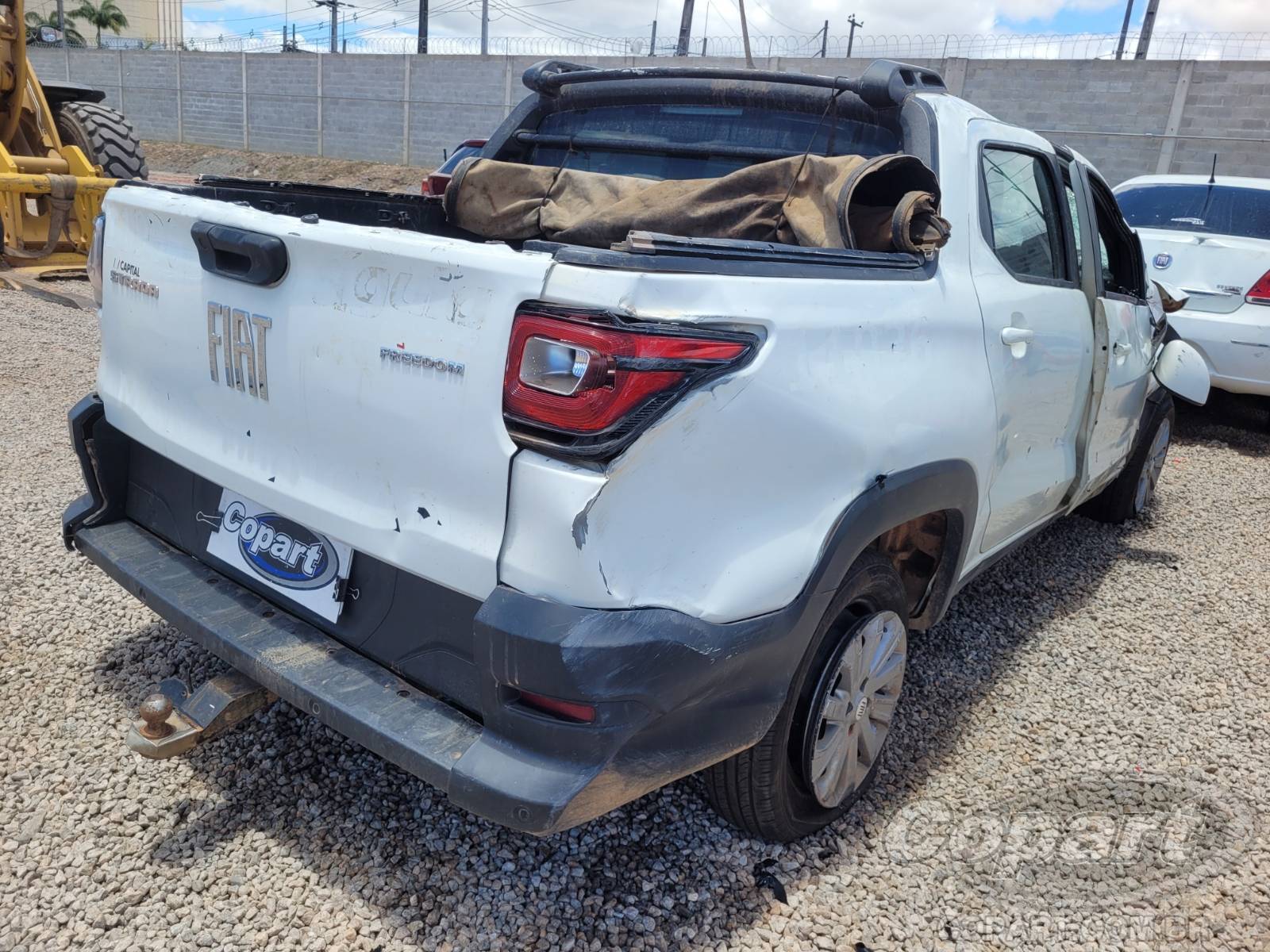 Foto 4: 2023 FIAT STRADA CD