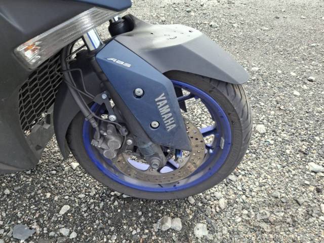 2024 YAMAHA XMAX 