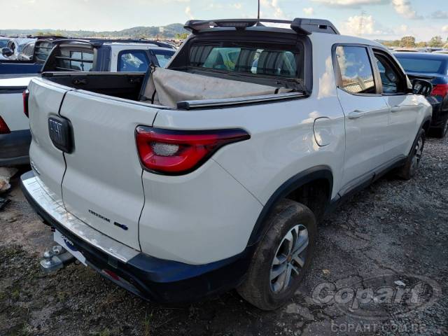2017 FIAT TORO 