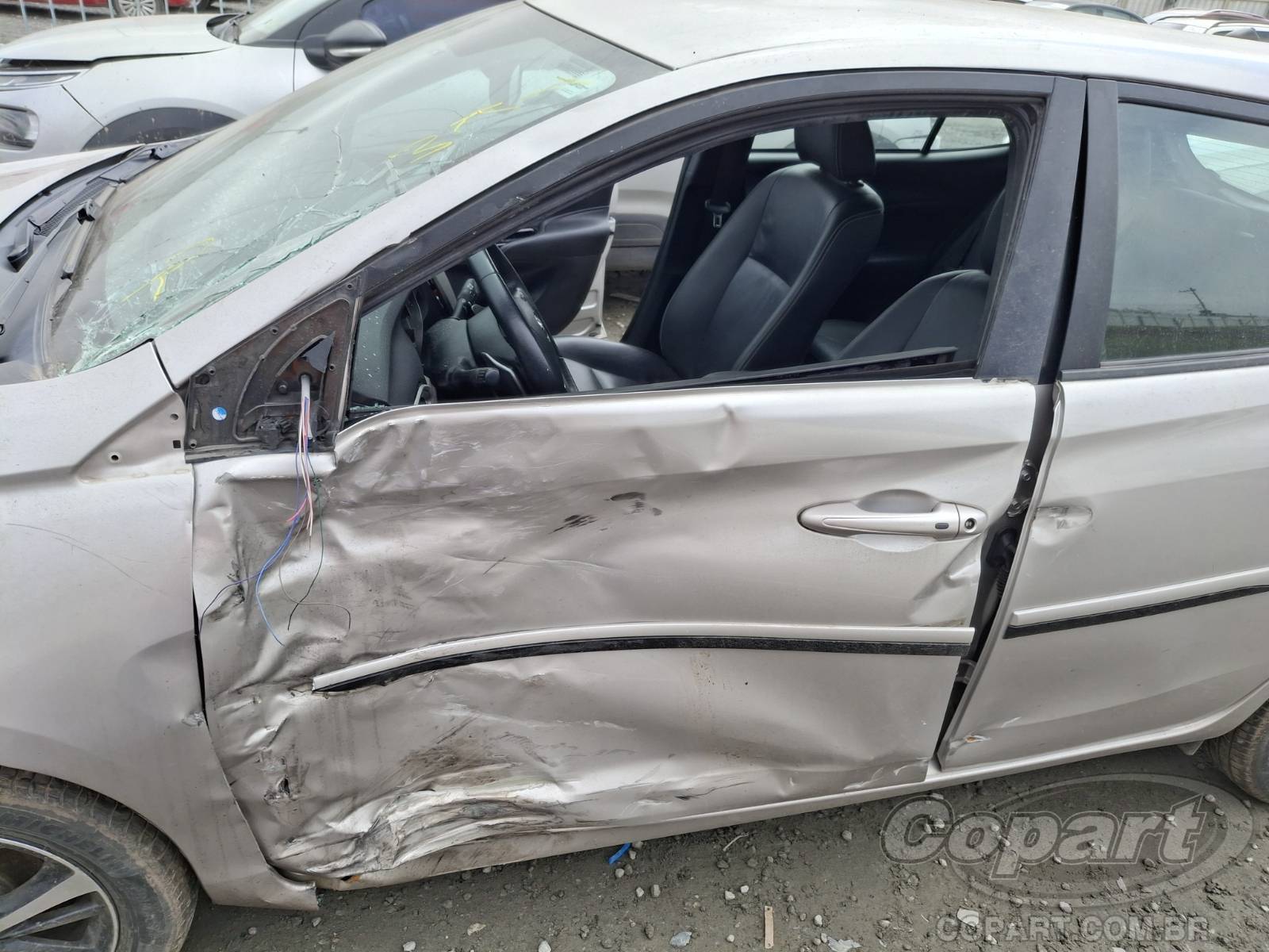 2019 TOYOTA YARIS — foto 11 de 15