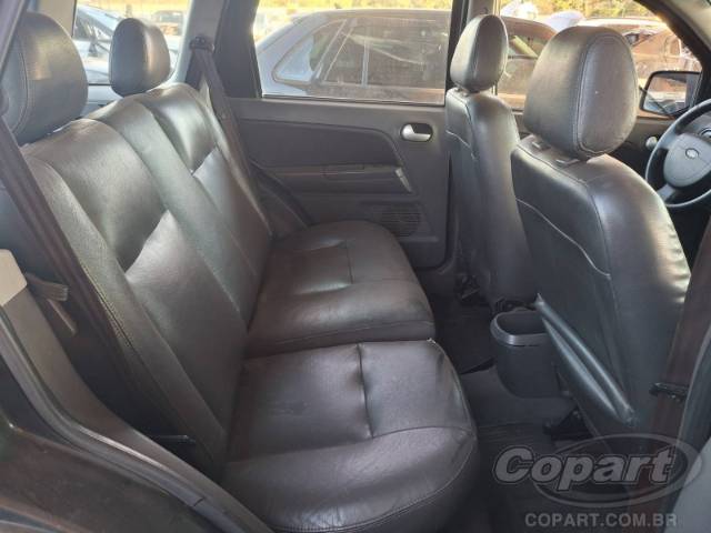 2004 FORD ECOSPORT 