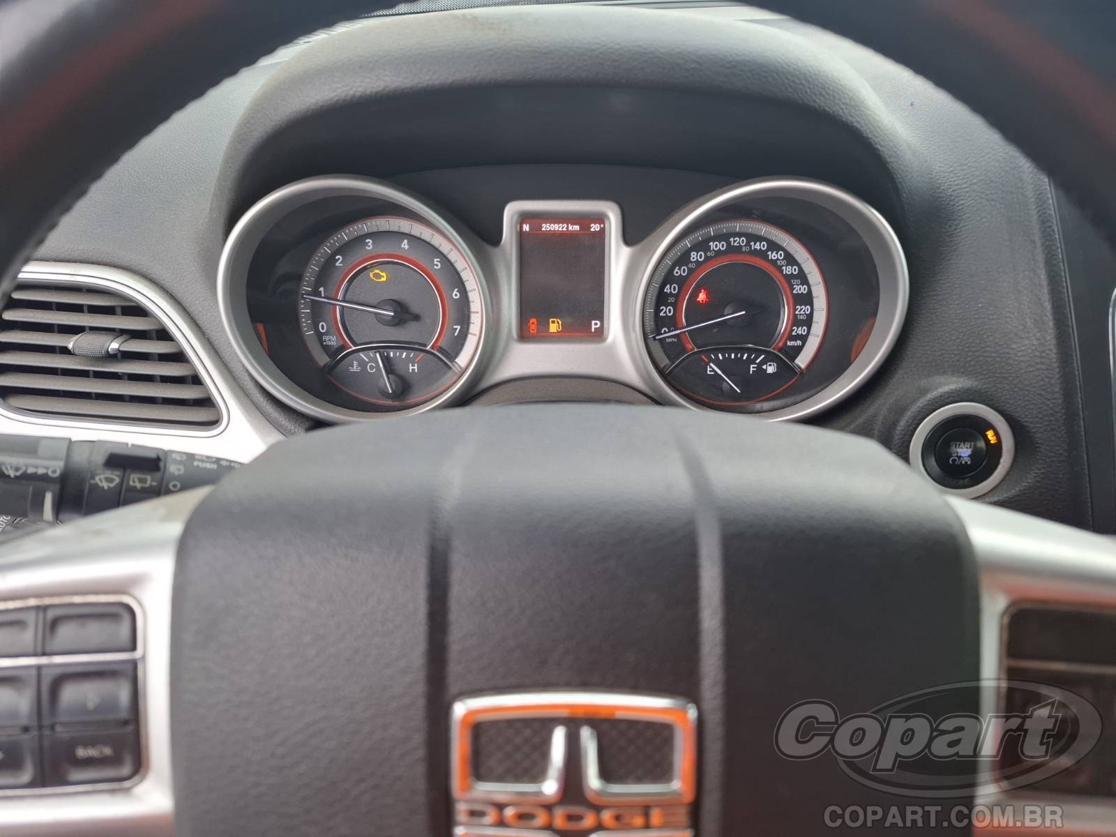 Foto 8 de 15: 2013 DODGE JOURNEY