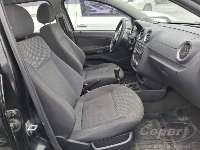 2011 VOLKSWAGEN GOL 