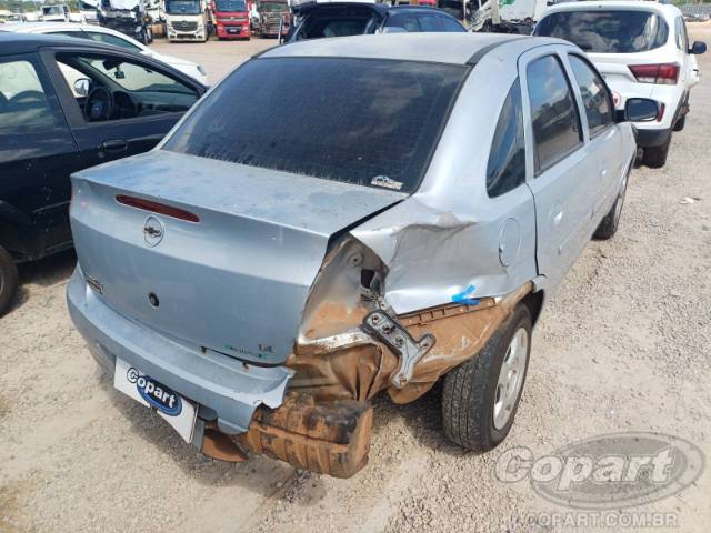2010 CHEVROLET CORSA SEDAN 