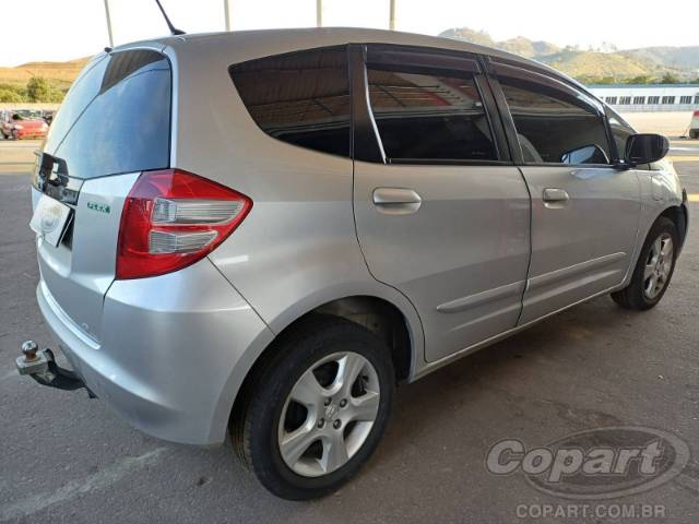 2011 HONDA FIT 