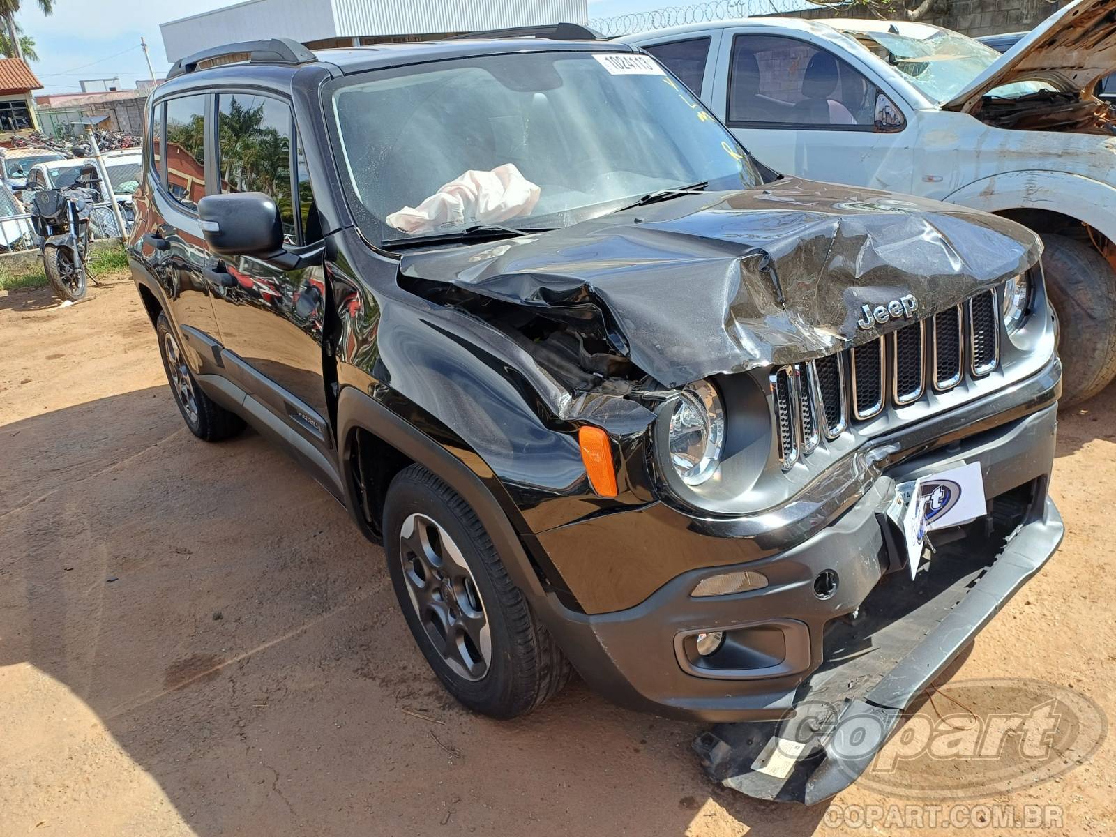 Veículo Fiat Renegade JEEP RENEGADE SPORT 1.8 16V E.TORQ 2016 2016 em leilão
