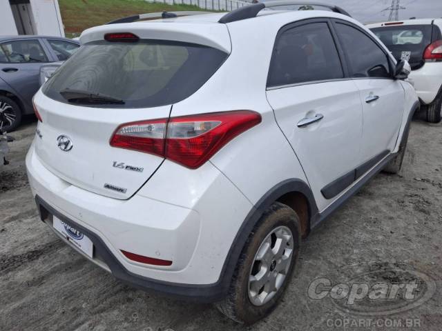 2015 HYUNDAI HB20 