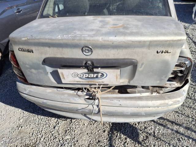 2003 CHEVROLET CORSA SEDAN 