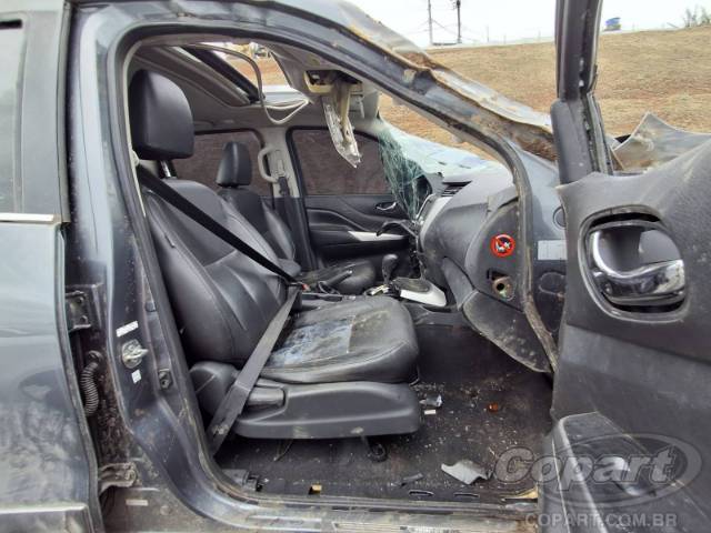 2019 NISSAN FRONTIER CD 