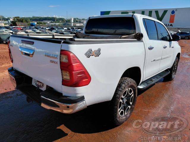 2024 TOYOTA HILUX CD 