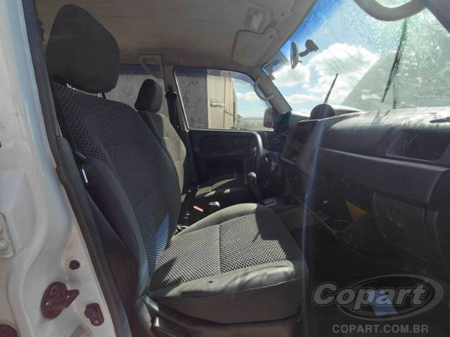 2011 MITSUBISHI PAJERO TR4 