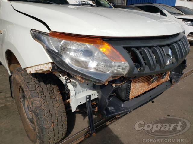 2022 MITSUBISHI L200 TRITON 
