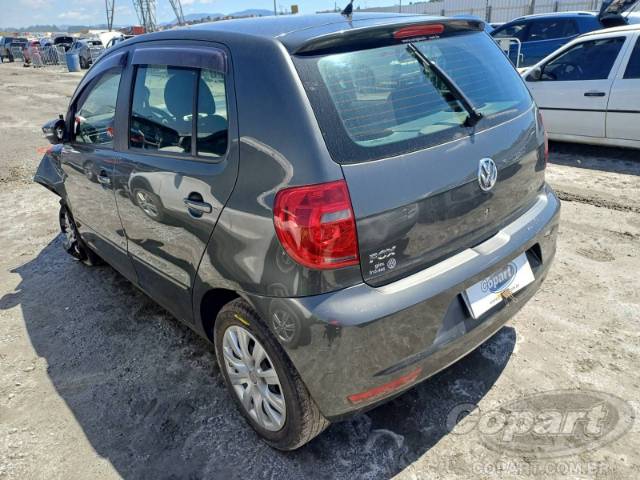 2013 VOLKSWAGEN FOX 