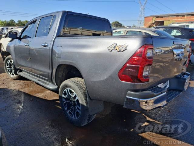2024 TOYOTA HILUX CD 