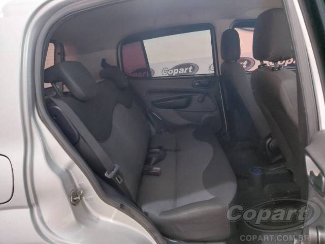 2017 FIAT UNO 