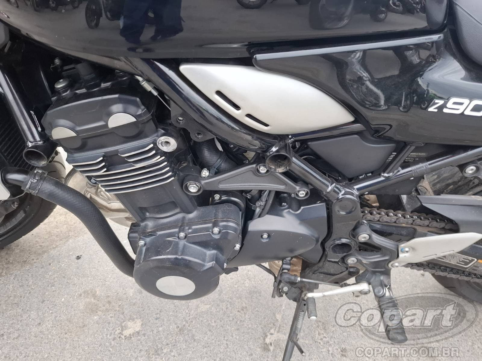 Foto 6 de 10: 2020 KAWASAKI Z900
