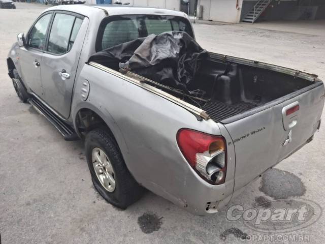 2013 MITSUBISHI L200 TRITON 