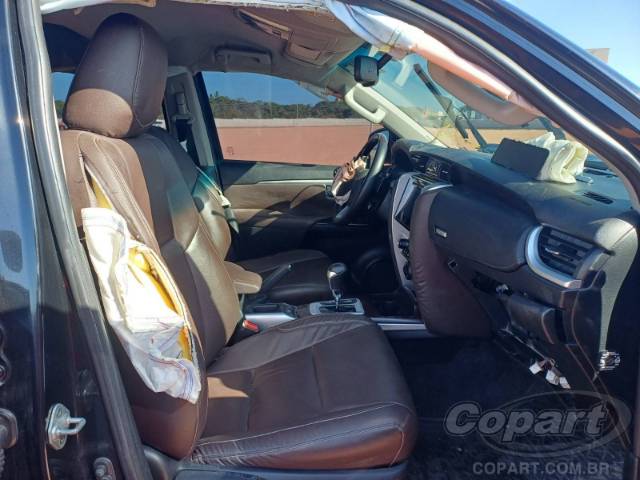 2016 TOYOTA HILUX SW4 