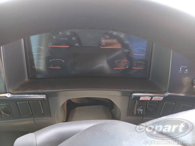 2011 VOLVO FH 