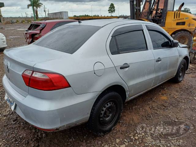 2015 VOLKSWAGEN VOYAGE 