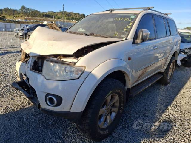 2012 MITSUBISHI PAJERO DAKAR 