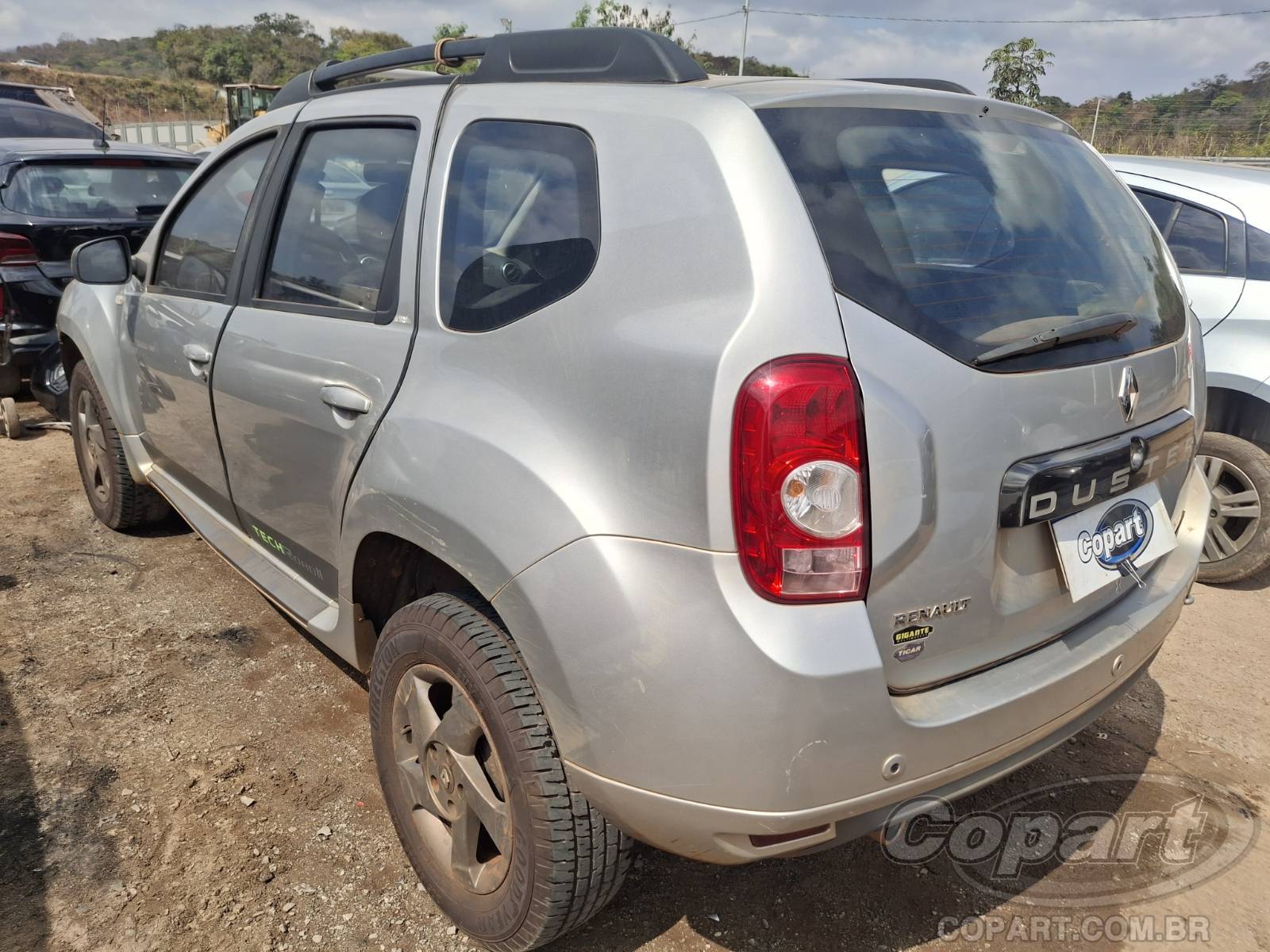 Foto 3: 2015 RENAULT DUSTER