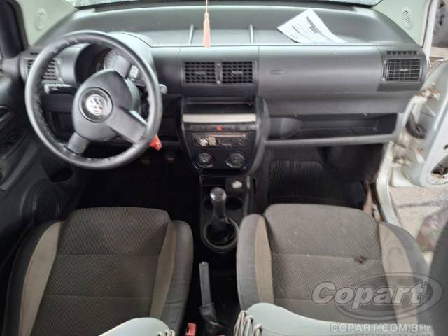 2010 VOLKSWAGEN FOX 