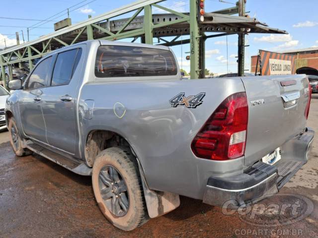 2024 TOYOTA HILUX CD 