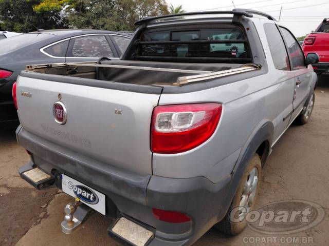 2015 FIAT STRADA CD 