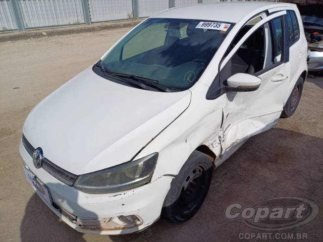 2015 VOLKSWAGEN FOX 