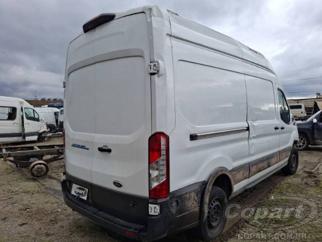2024 FORD E-TRANSIT FURGAO 