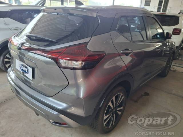 2024 NISSAN KICKS 
