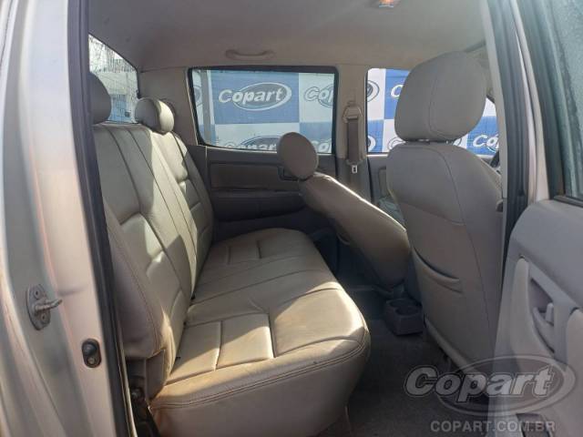 2011 TOYOTA HILUX CD 