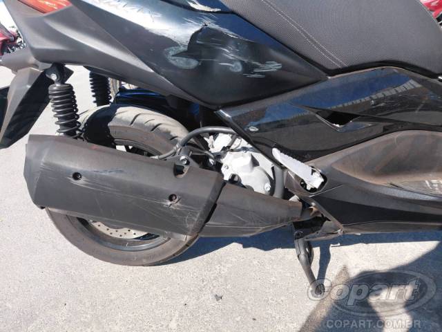 2022 YAMAHA XMAX 