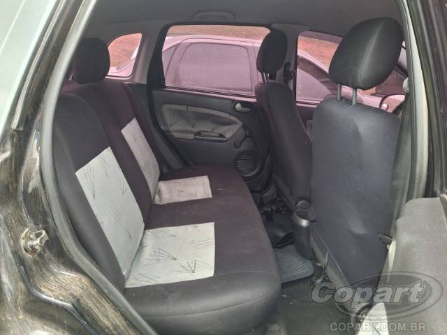 2010 FORD FIESTA 