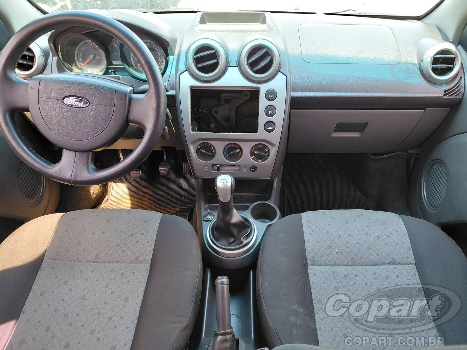 Foto 9 de 10: 2011 FORD FIESTA