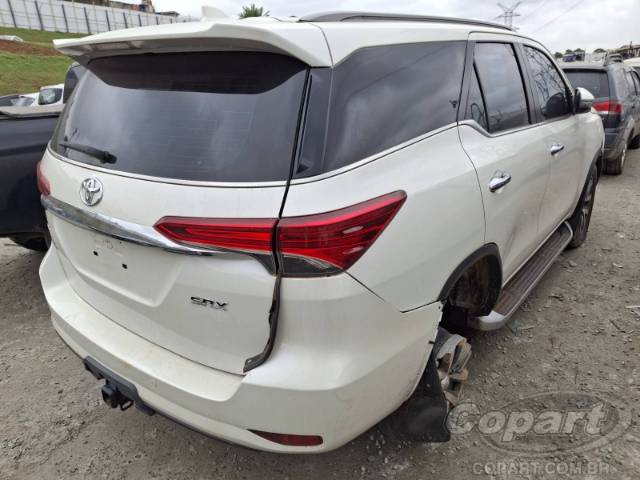 2020 TOYOTA SW4 