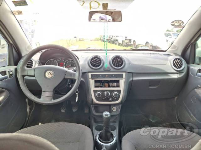 2013 VOLKSWAGEN VOYAGE 