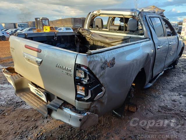 2022 TOYOTA HILUX CD 