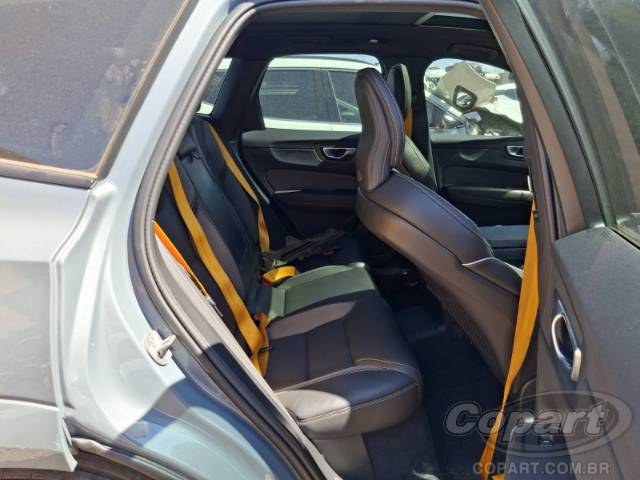 2024 VOLVO XC60 