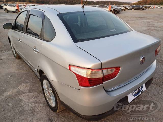 2015 FIAT GRAND SIENA 