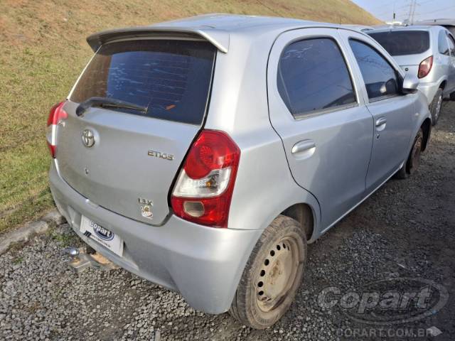 2015 TOYOTA ETIOS 