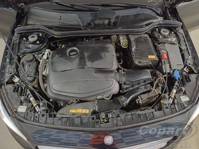 2015 MERCEDES BENZ GLA 